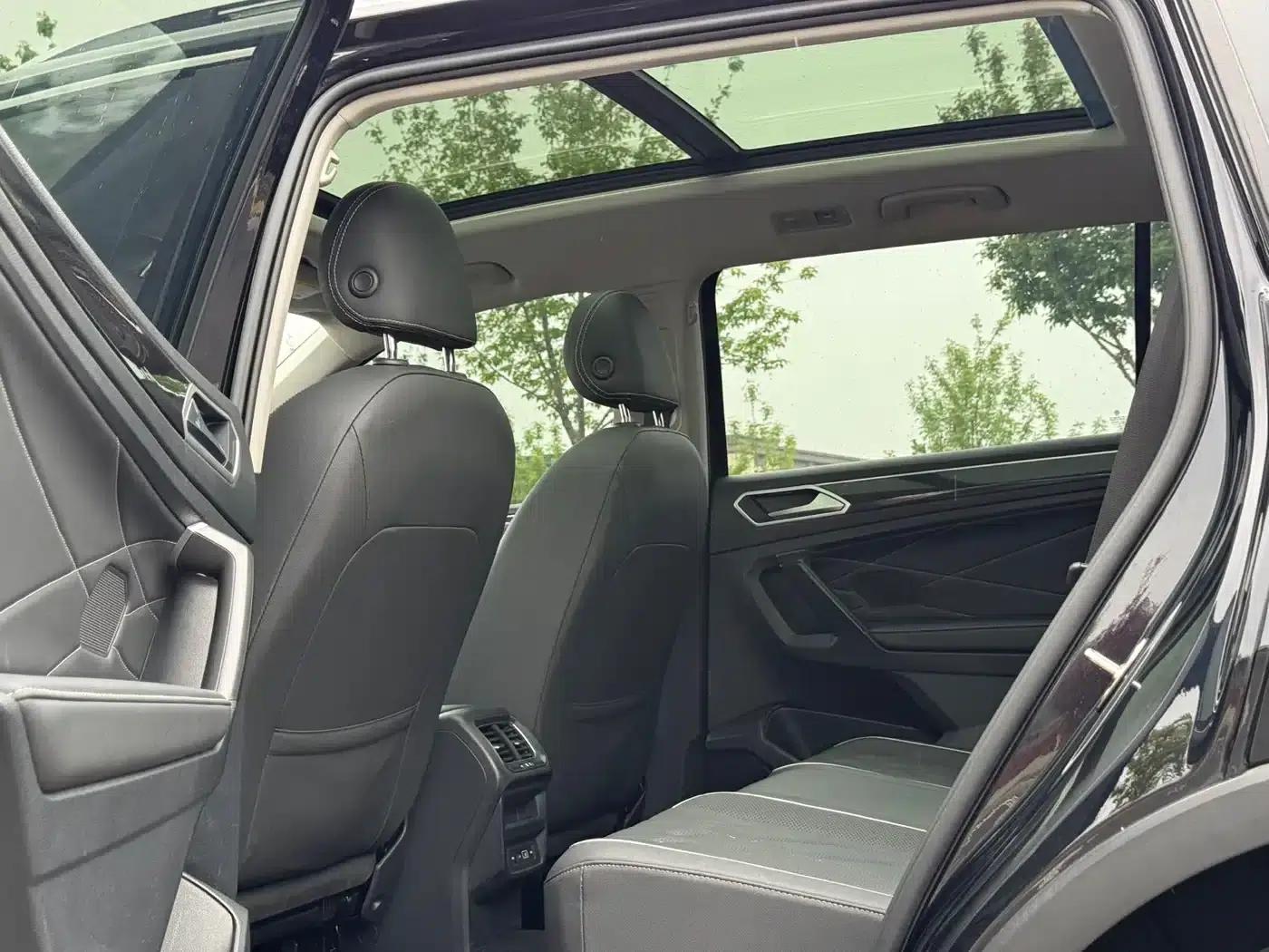 Tiguan L 2023 280TSI Automatic 2WD Trendy Limited Edition — миниатюра 9