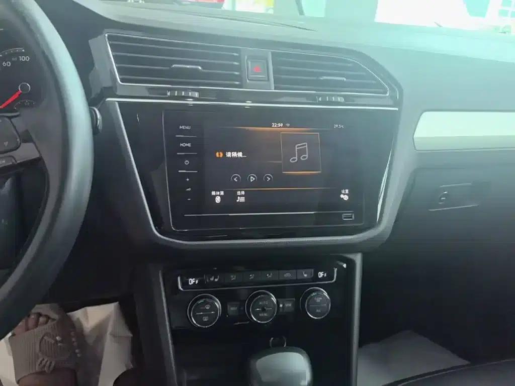 Tiguan L 2020 330TSI Automatic 2WD Smart Luxury Edition (China VI Emission Standard) — миниатюра 13