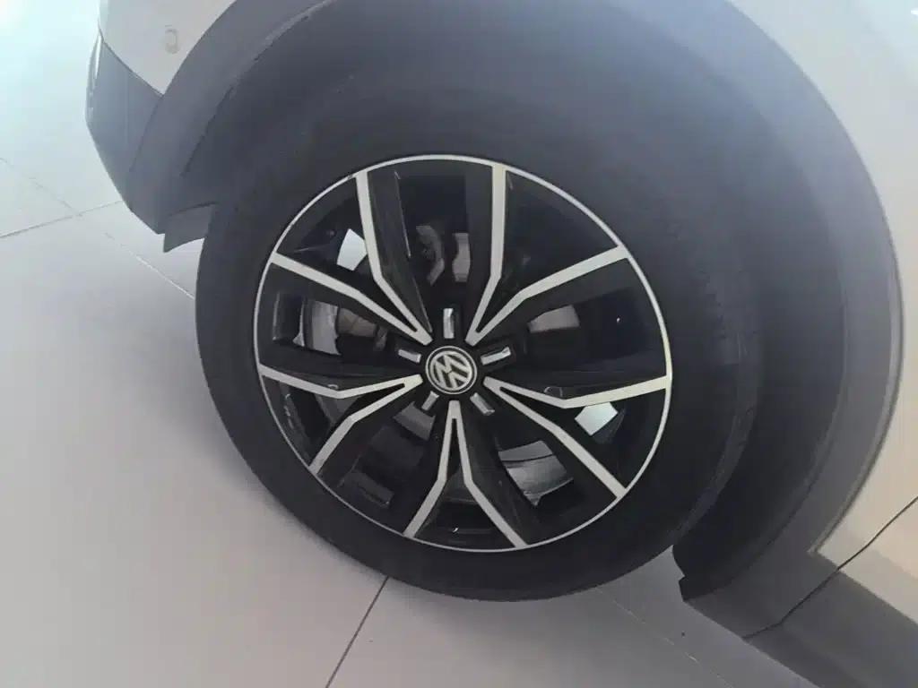 Tiguan L 2020 330TSI Automatic 2WD Smart Luxury Edition (China VI Emission Standard) — миниатюра 23