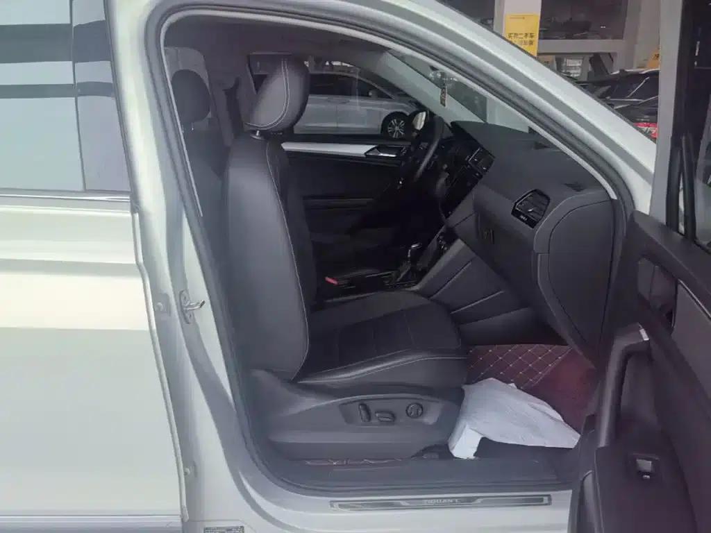 Tiguan L 2020 330TSI Automatic 2WD Smart Luxury Edition (China VI Emission Standard) — миниатюра 25