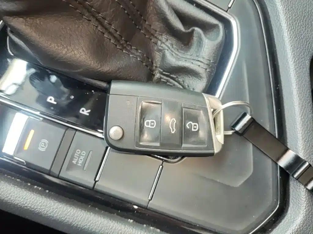 Tiguan L 2018 330TSI Automatic 2WD Flagship Edition — миниатюра 9
