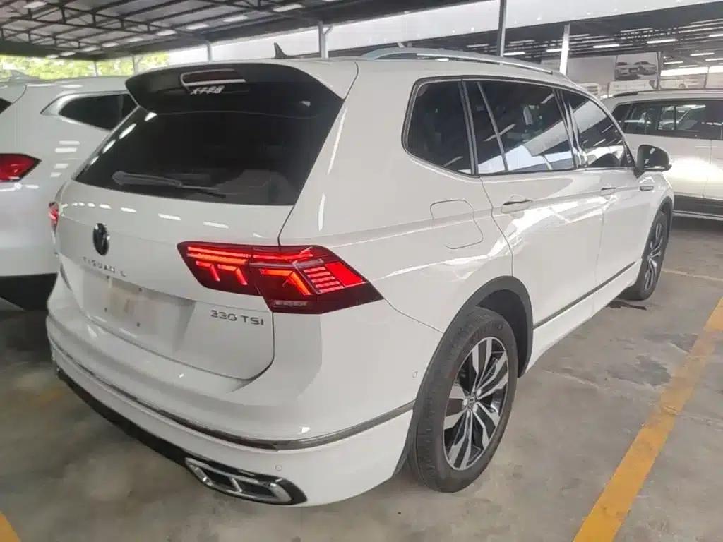 Tiguan L 2022 330TSI Automatic 2WD R-Line Premium Edition — миниатюра 7