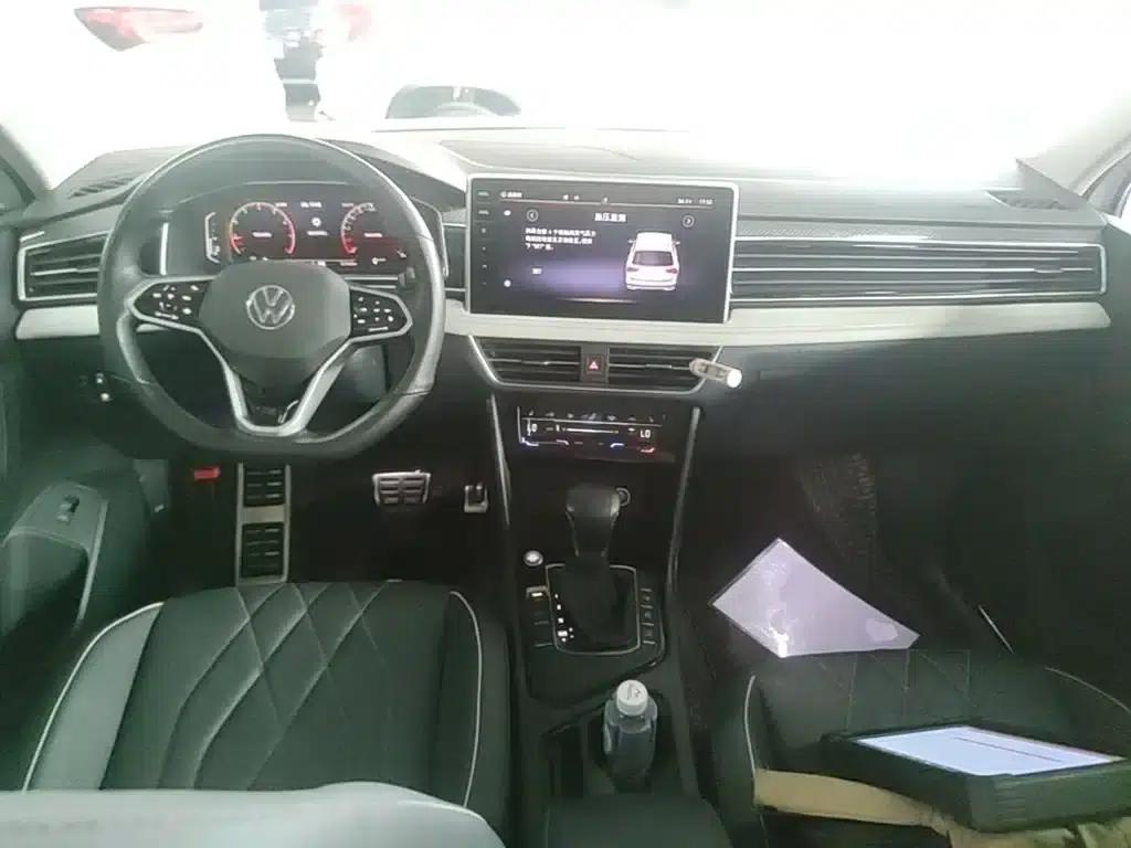 Tiguan L 2022 330TSI Automatic 2WD R-Line Premium Edition — миниатюра 10