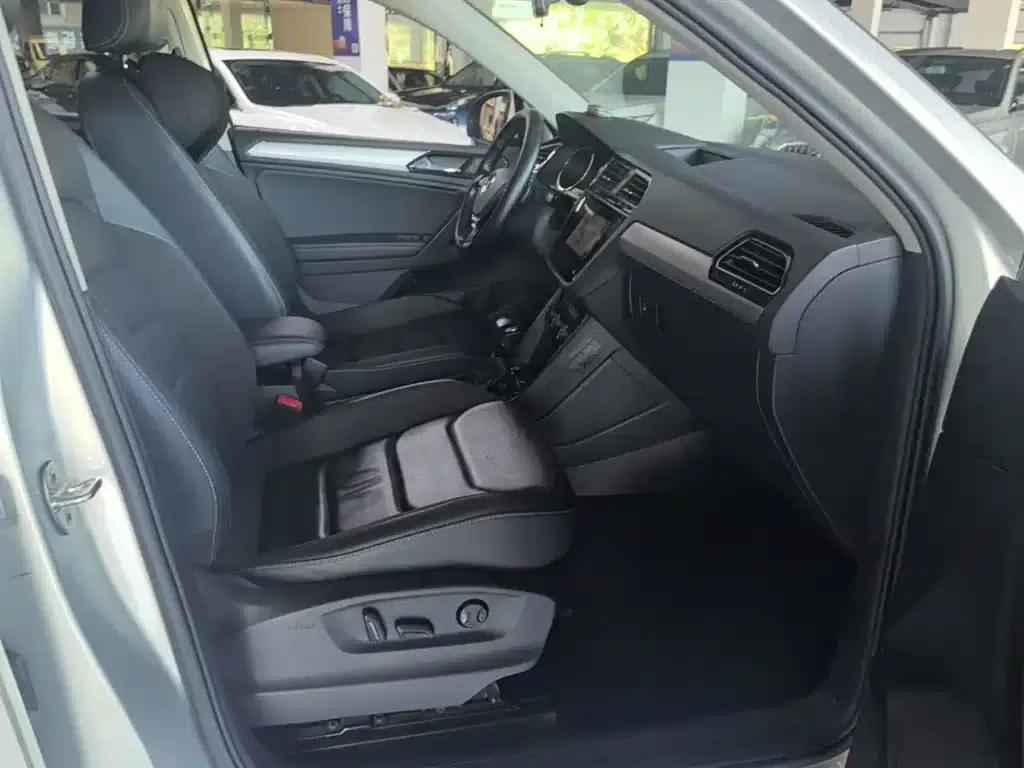 Tiguan L 2019 Facelift 330TSI Automatic 2WD Panoramic Comfort Edition (China VI Emission Standard) — миниатюра 25