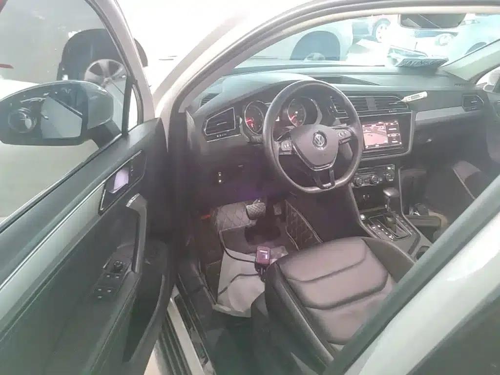 Tiguan L 2019 330TSI Automatic 2WD Smart Luxury Edition (China VI Emission Standard) — миниатюра 16