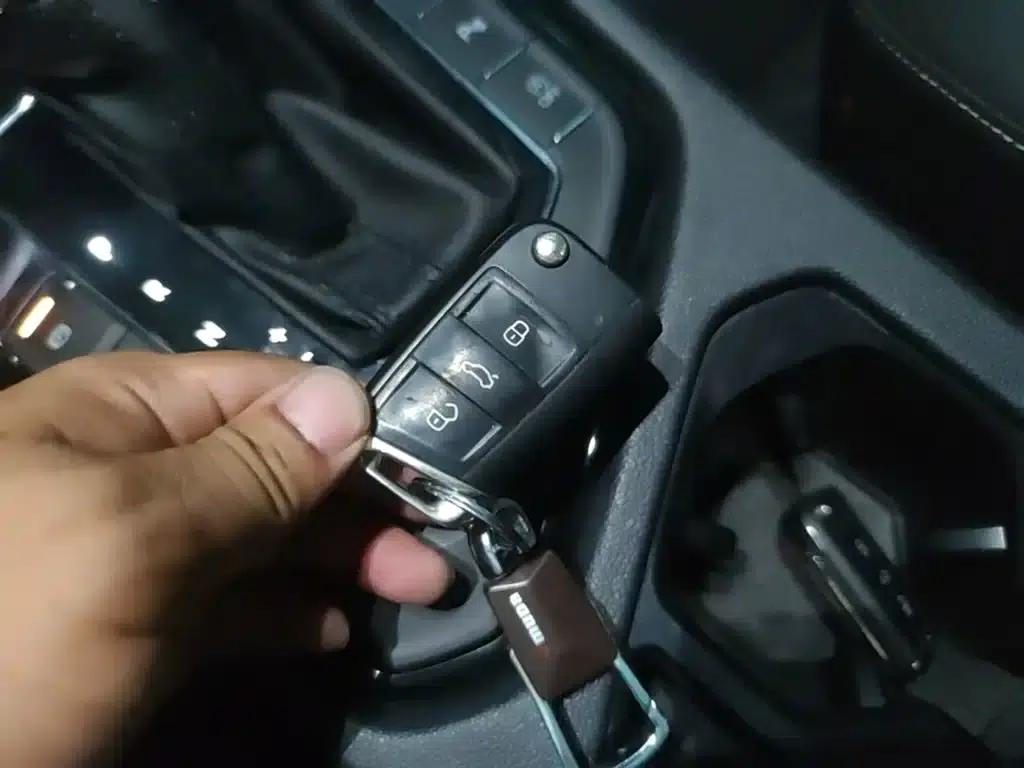 Tiguan L 2019 330TSI Automatic 2WD Smart Luxury Edition (China VI Emission Standard) — миниатюра 9