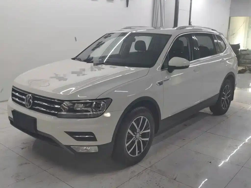 Tiguan L 2017 330TSI Automatic 2WD Luxury Edition — миниатюра 1