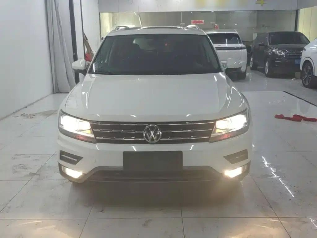Tiguan L 2017 330TSI Automatic 2WD Luxury Edition — миниатюра 3