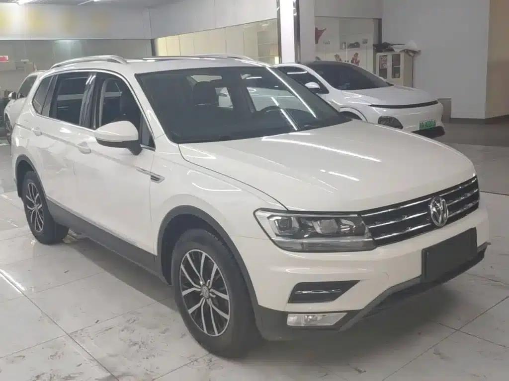 Tiguan L 2017 330TSI Automatic 2WD Luxury Edition — миниатюра 4