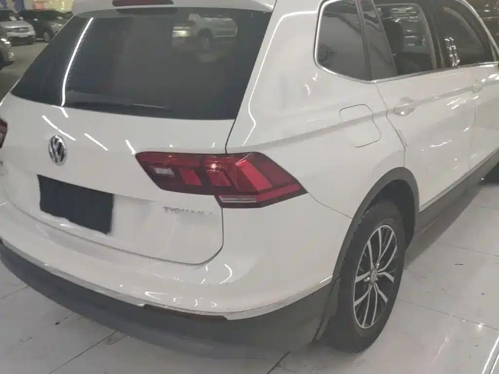 Tiguan L 2017 330TSI Automatic 2WD Luxury Edition — миниатюра 8