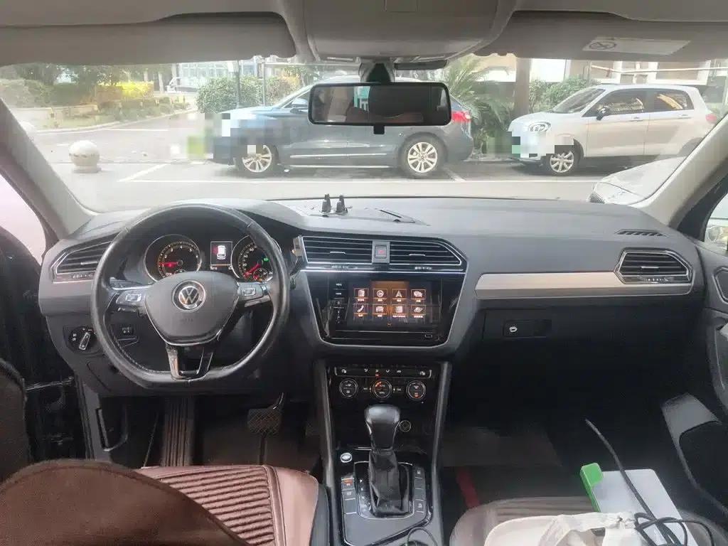 Tiguan L 2021 330TSI Automatic 2WD Smart Edition — миниатюра 13