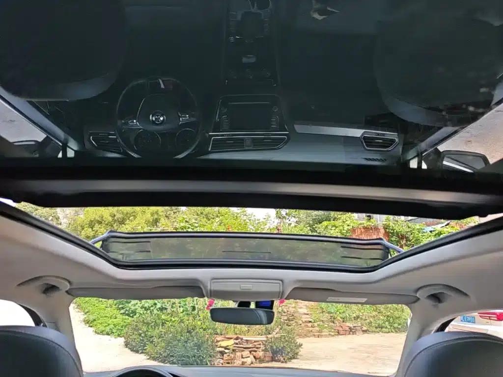 Tiguan L 2017 330TSI Automatic 2WD Luxury Edition — миниатюра 18
