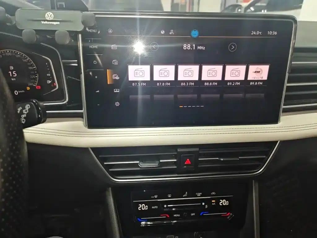 Tiguan L 2023 300TSI Automatic 2WD Smart Edition — миниатюра 13