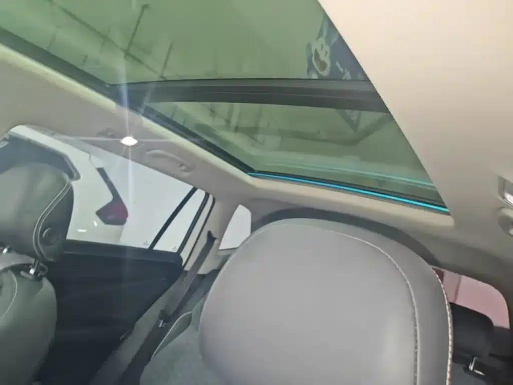 Tiguan L 2023 300TSI Automatic 2WD Smart Edition — миниатюра 18
