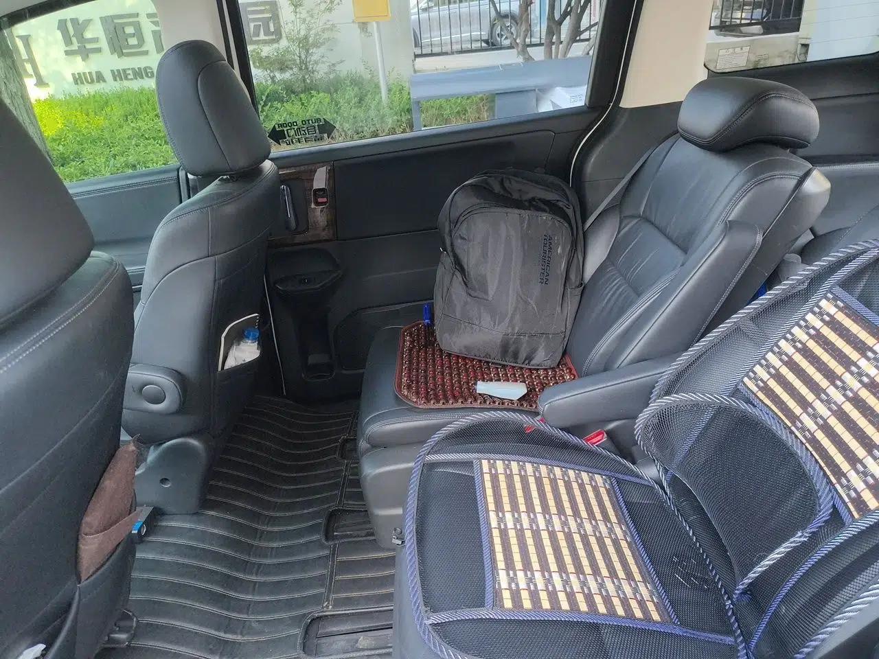 Honda Odyssey 2015 2.4L Smart Edition — миниатюра 17