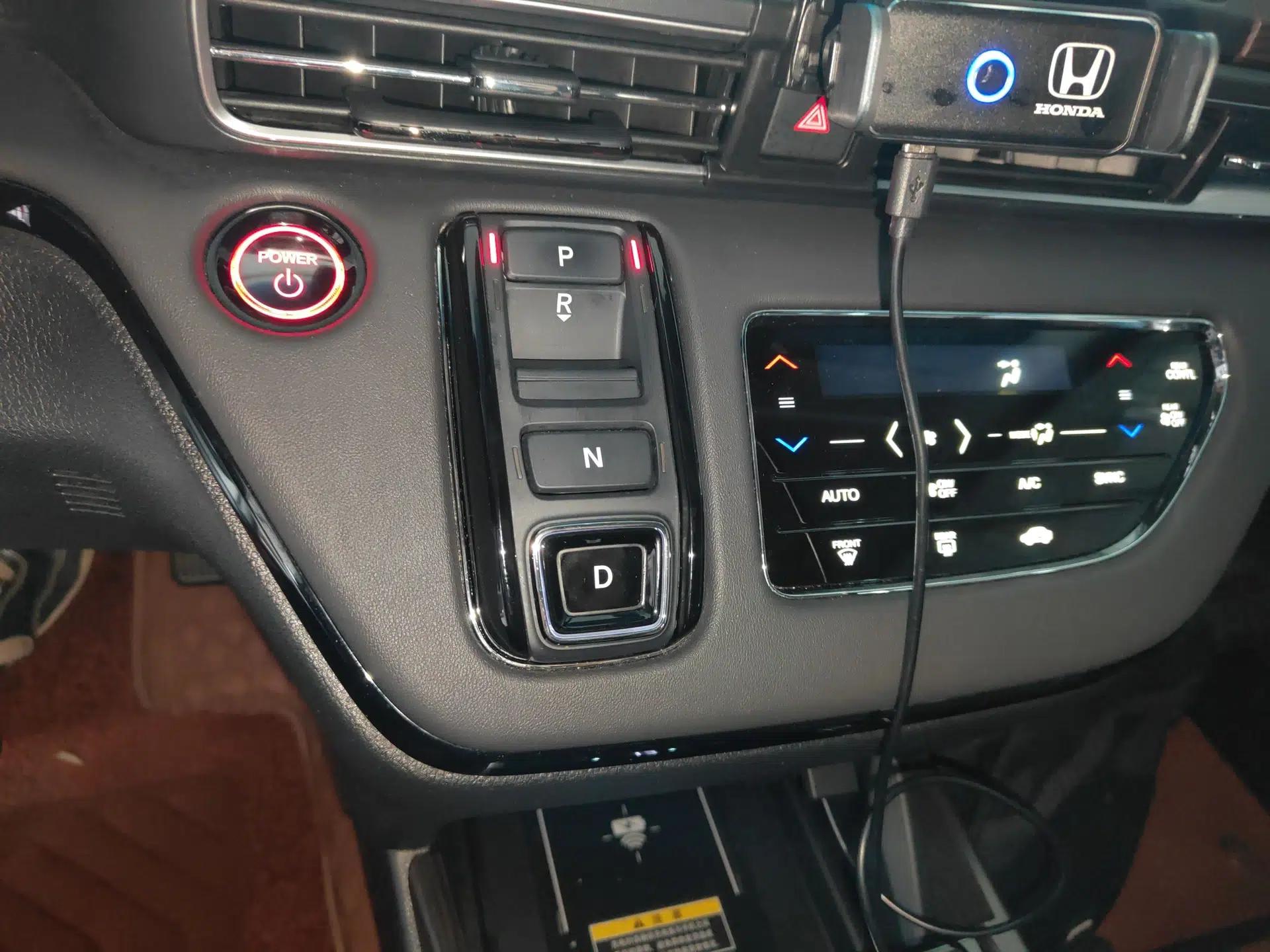 Honda Odyssey 2022 2.0L eHEV Sharp·Luxury Edition — миниатюра 16