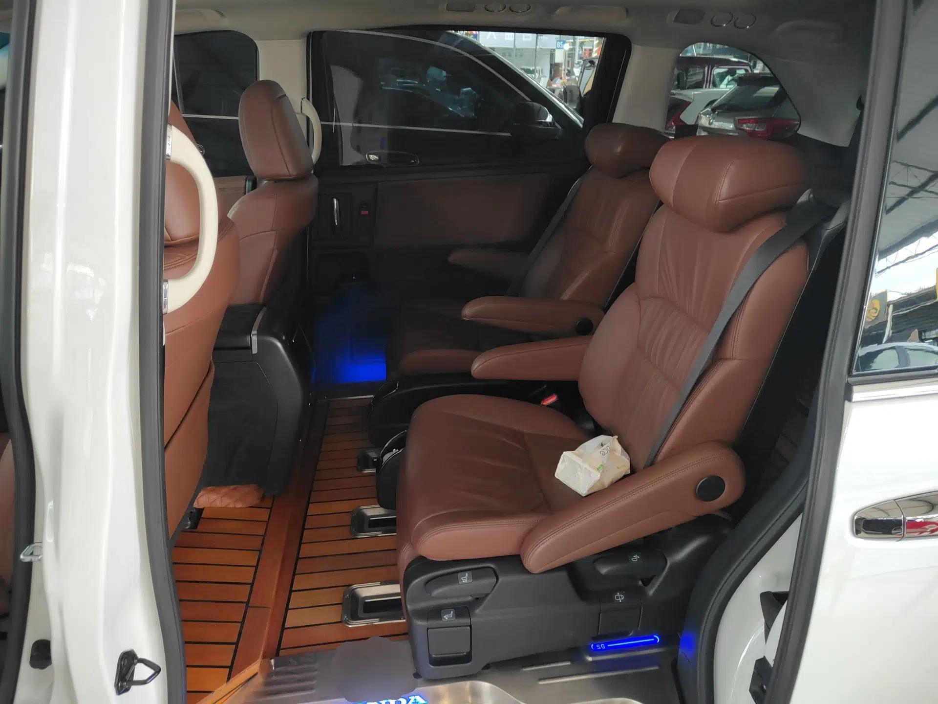 Honda Odyssey 2022 2.0L eHEV Sharp·Luxury Edition — миниатюра 20