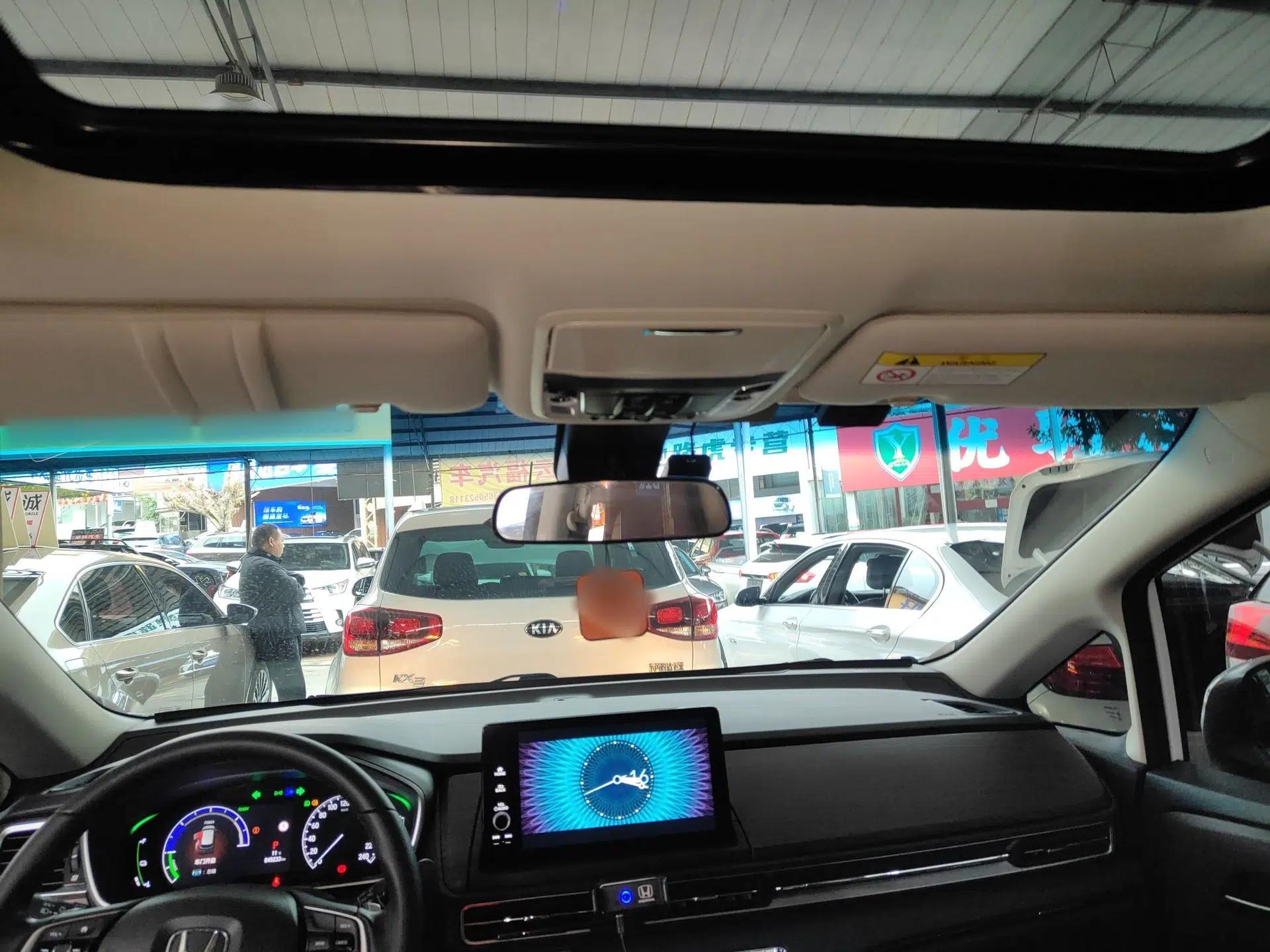 Honda Odyssey 2022 2.0L eHEV Sharp·Luxury Edition — миниатюра 21