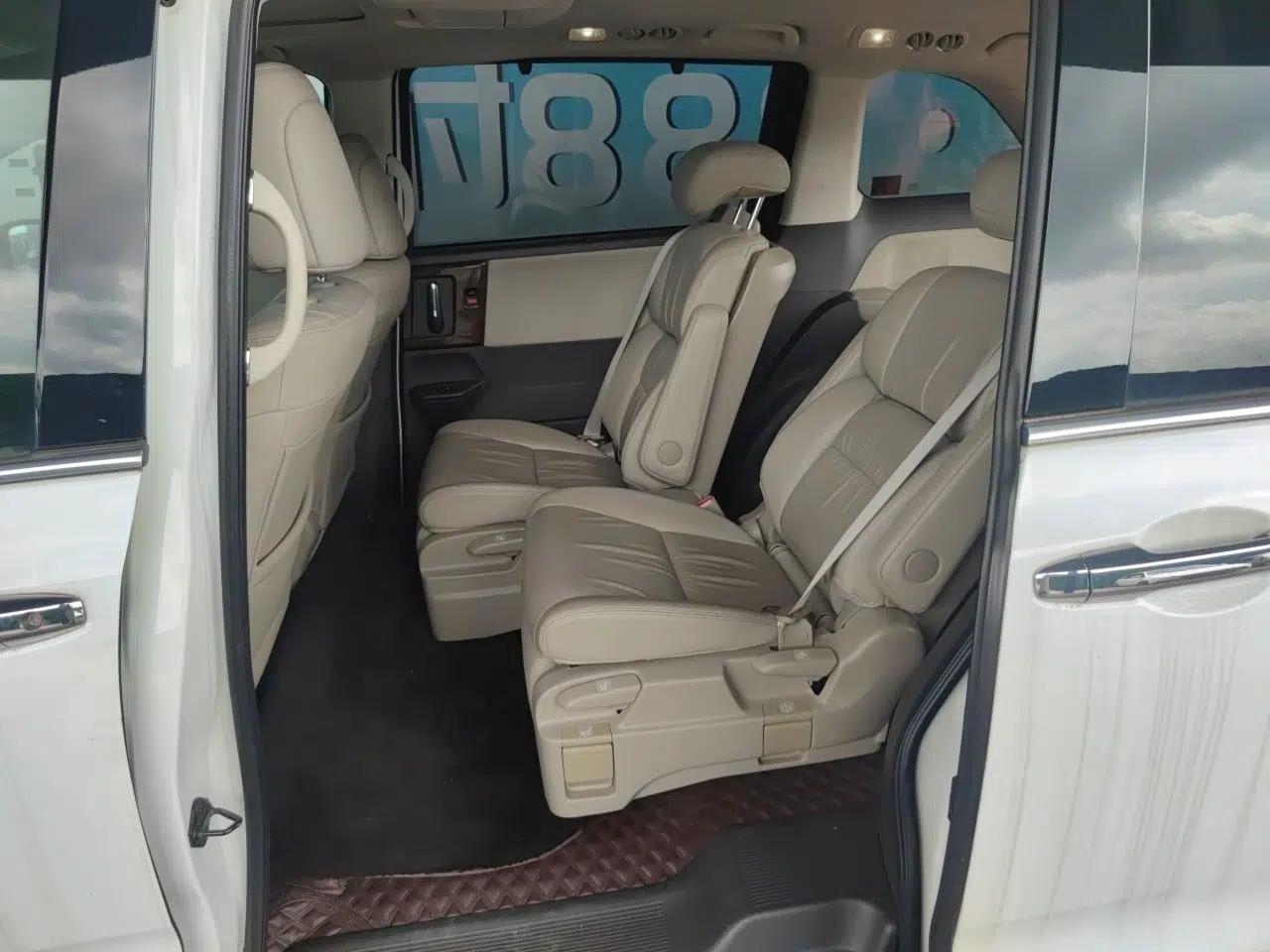 Honda Odyssey 2015 2.4L Supreme Edition — миниатюра 17