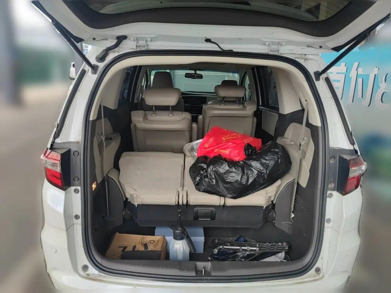 Honda Odyssey 2015 2.4L Supreme Edition — миниатюра 19