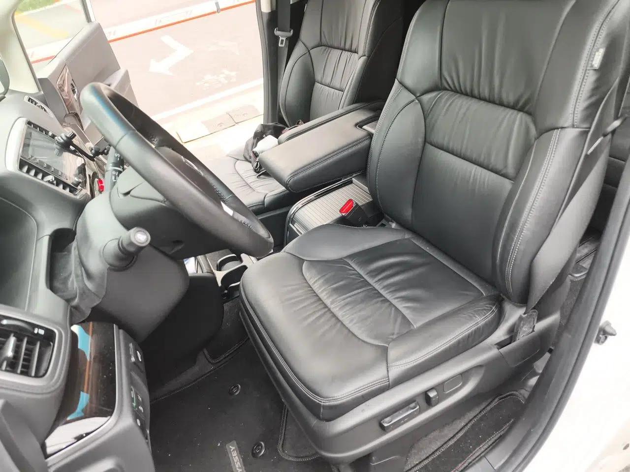 Honda Odyssey 2019 2.0L Rui·Zhi Zhen Edition — миниатюра 15