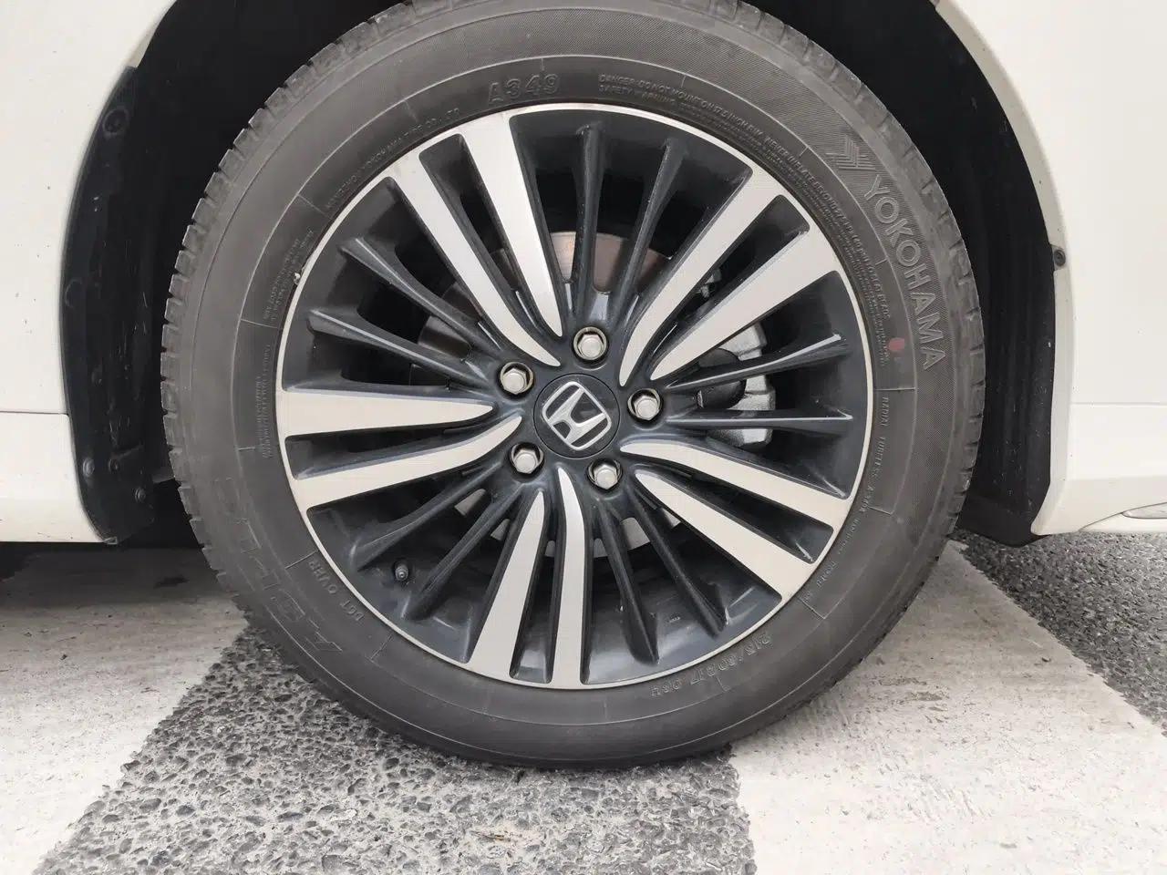 Honda Odyssey 2019 2.0L Rui·Zhi Zhen Edition — миниатюра 8