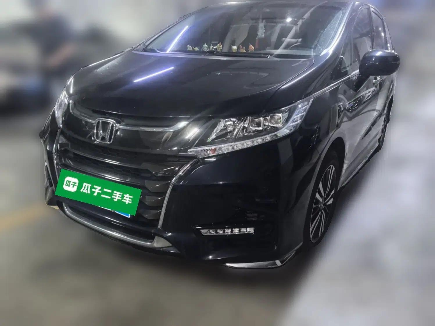 Honda Odyssey 2019 2.0L Rui-Zunxiang Edition — миниатюра 1