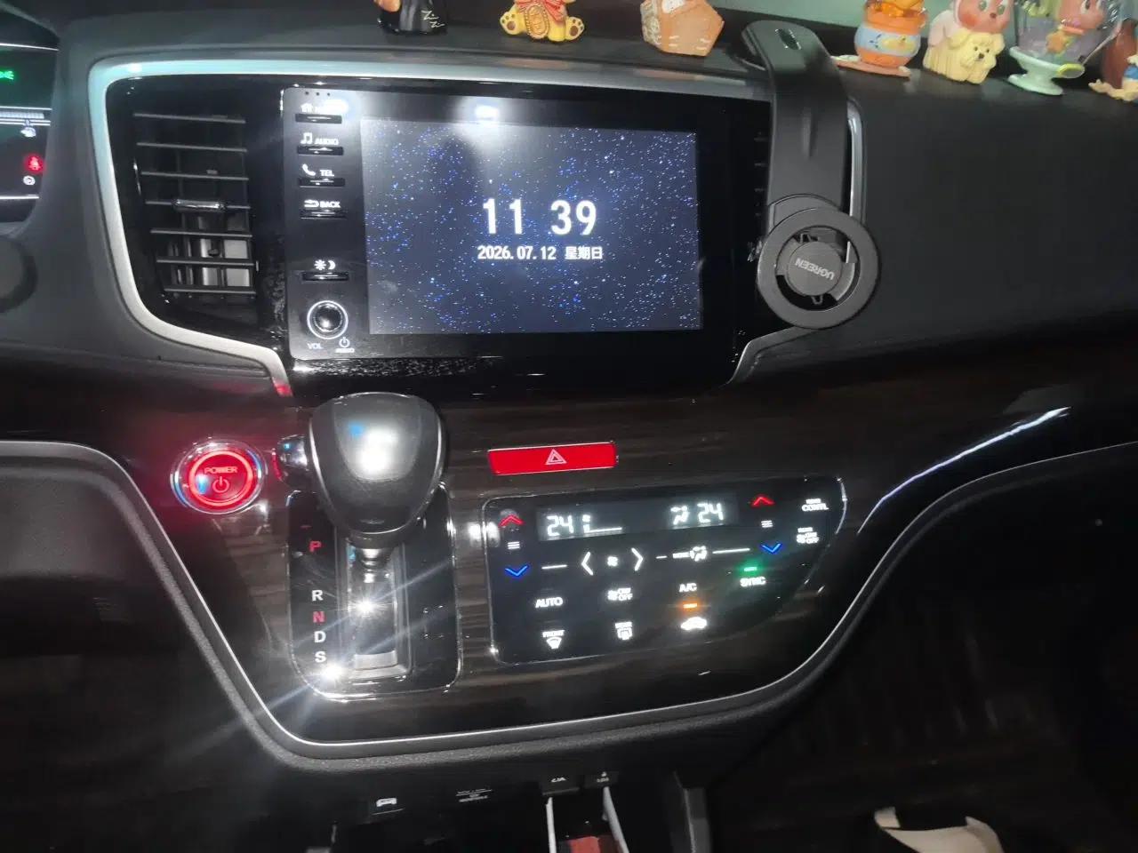 Honda Odyssey 2019 2.0L Rui-Zunxiang Edition — миниатюра 13
