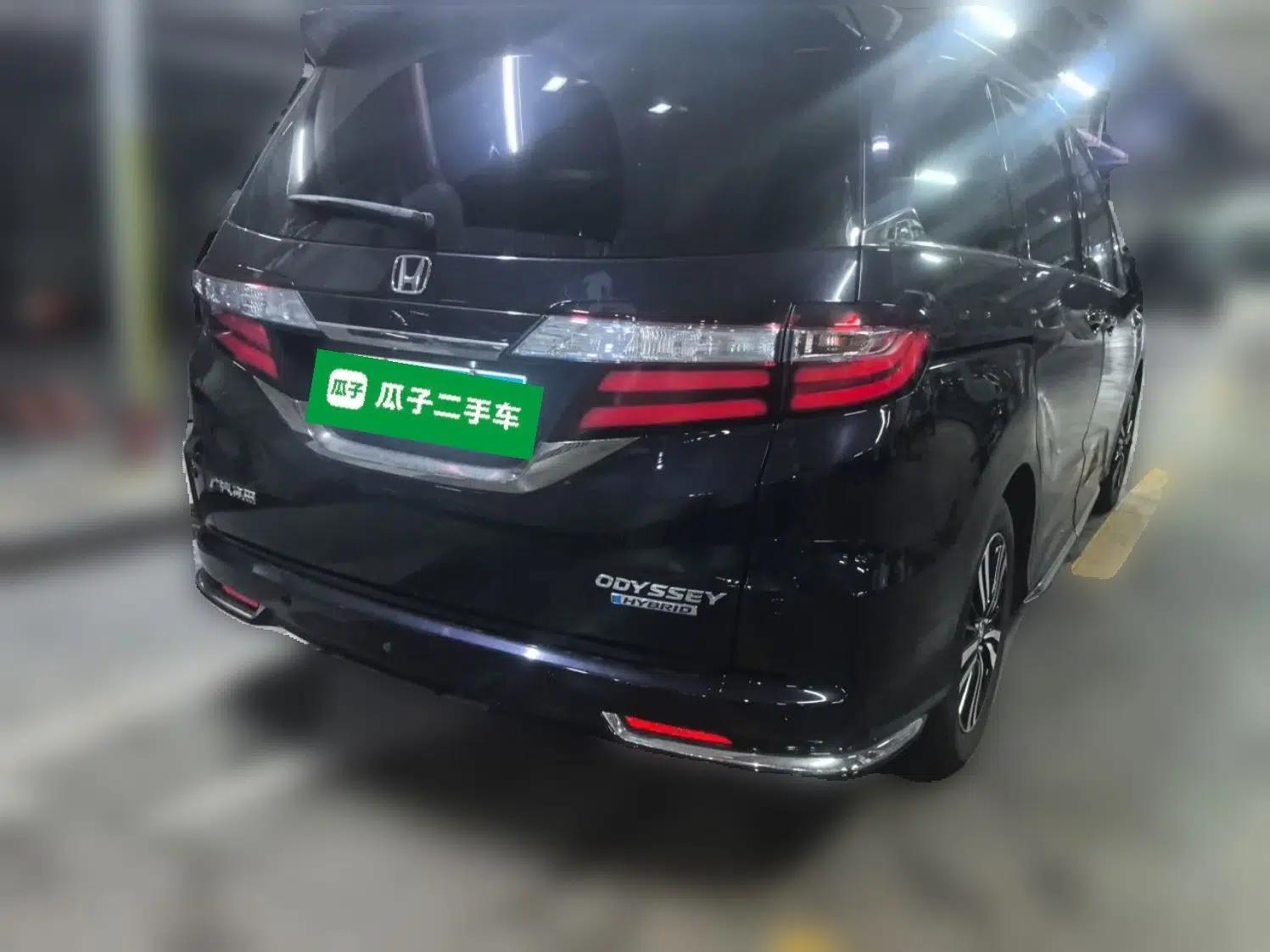 Honda Odyssey 2019 2.0L Rui-Zunxiang Edition — миниатюра 6