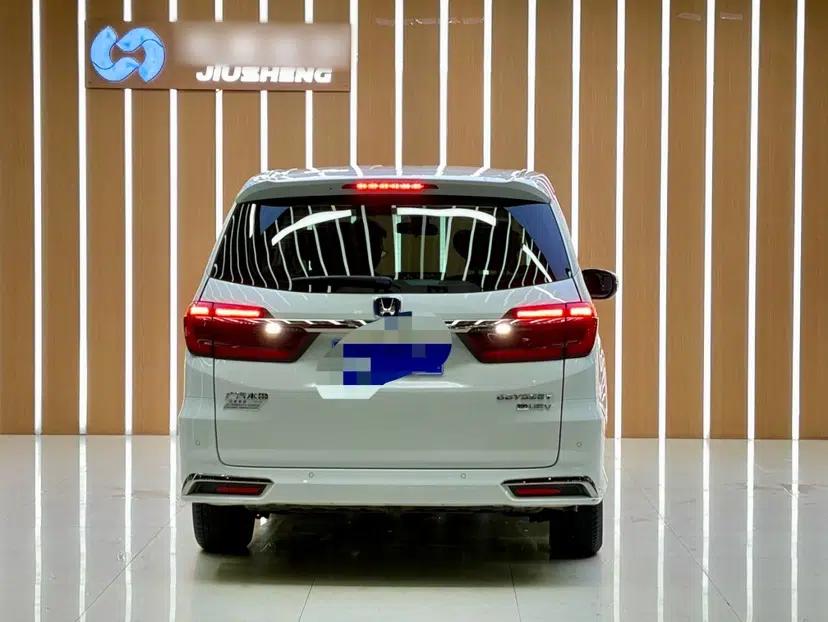 Honda Odyssey 2022 2.0L eHEV Sharp Enjoyment Edition — миниатюра 6