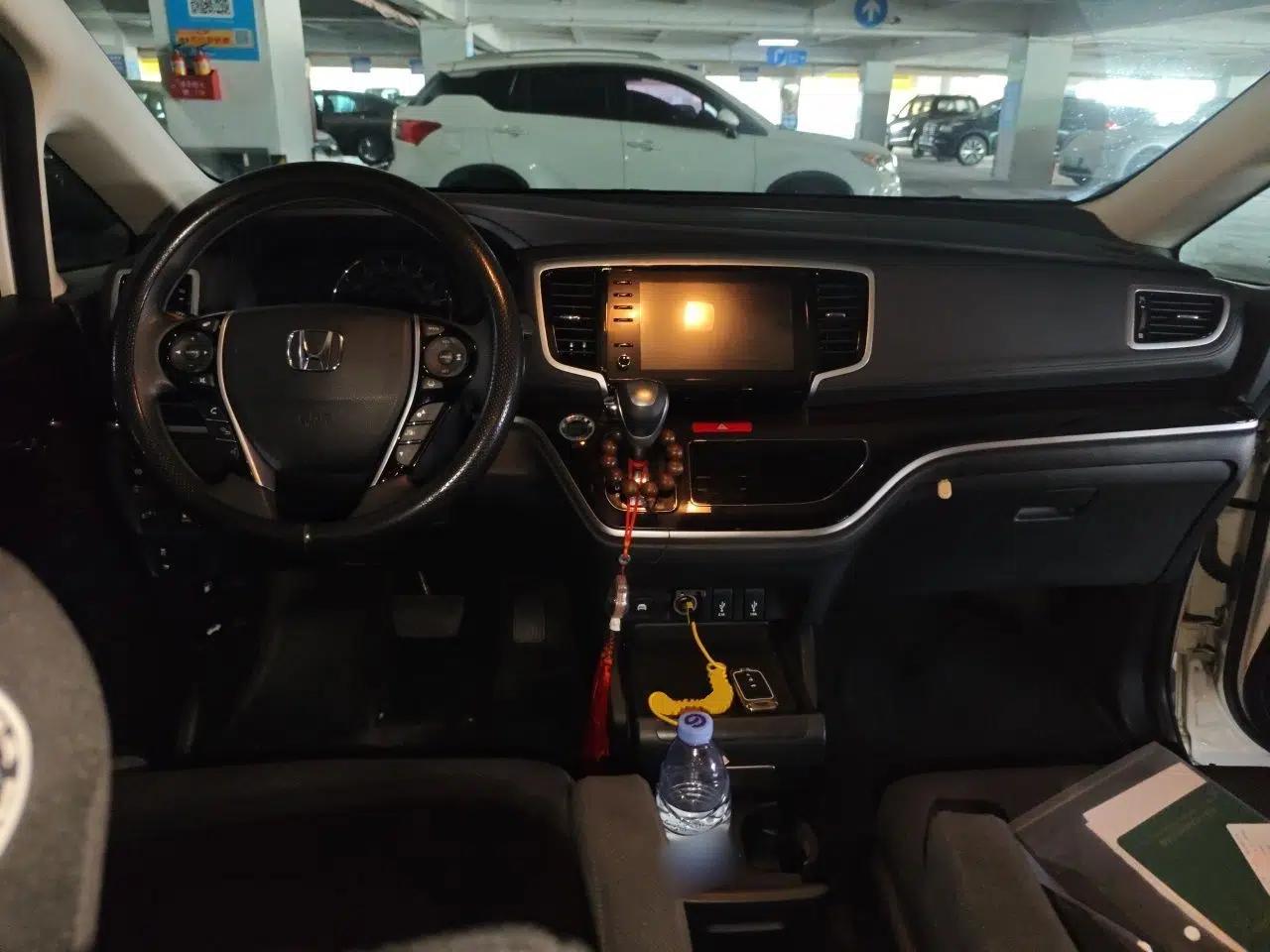 Honda Odyssey 2021 2.0L Rui-Changxiang Edition — миниатюра 9