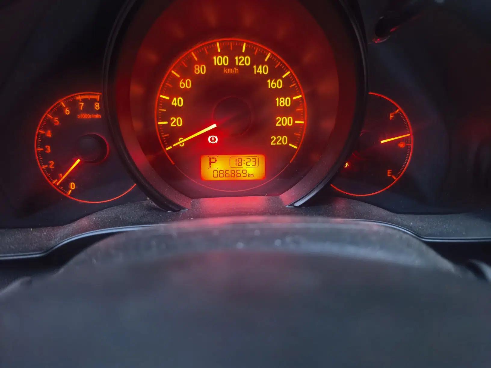 Honda Fit 2018 1.5L CVT Comfort Sunroof Version — миниатюра 12