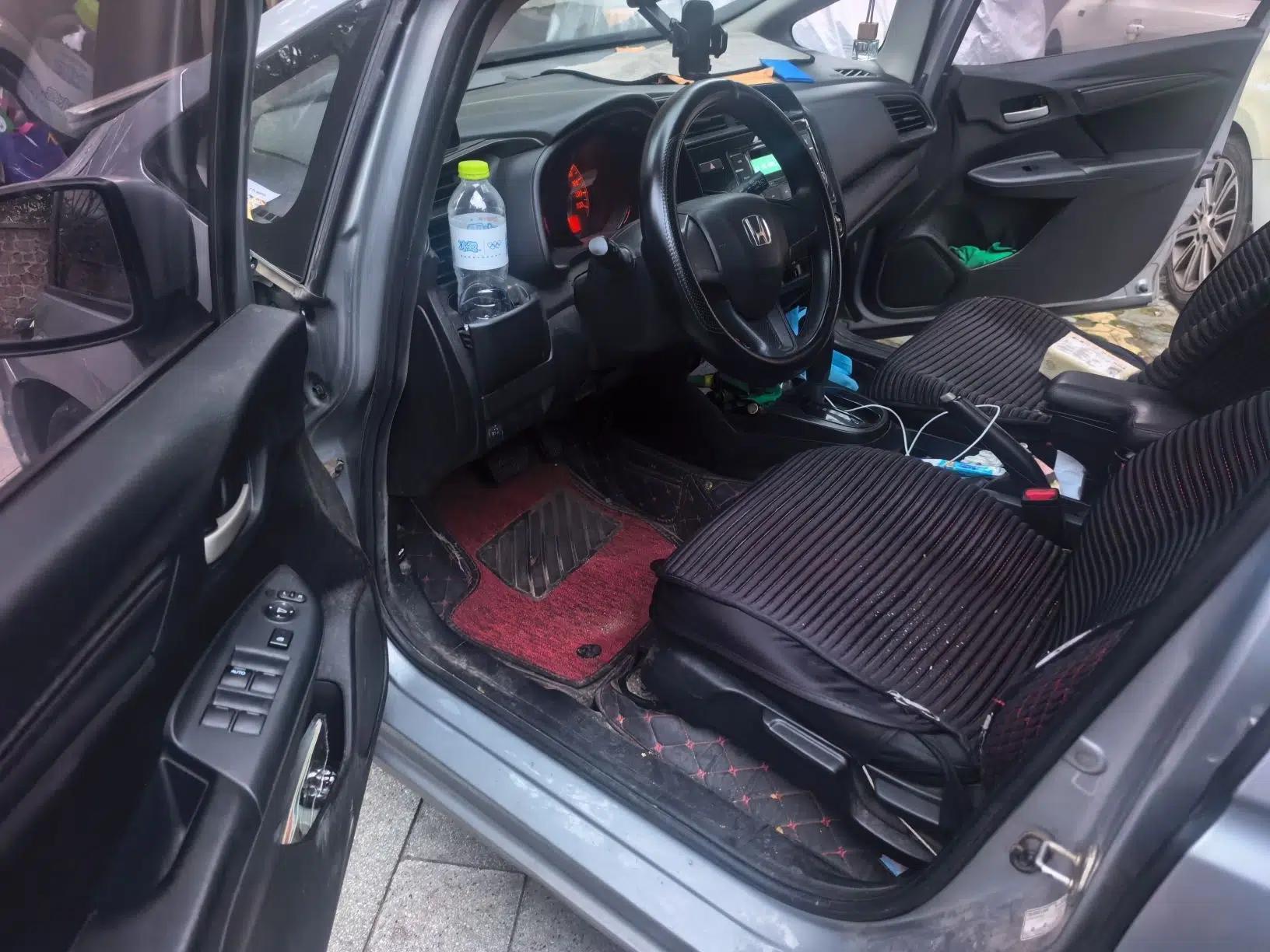 Honda Fit 2018 1.5L CVT Comfort Sunroof Version — миниатюра 16