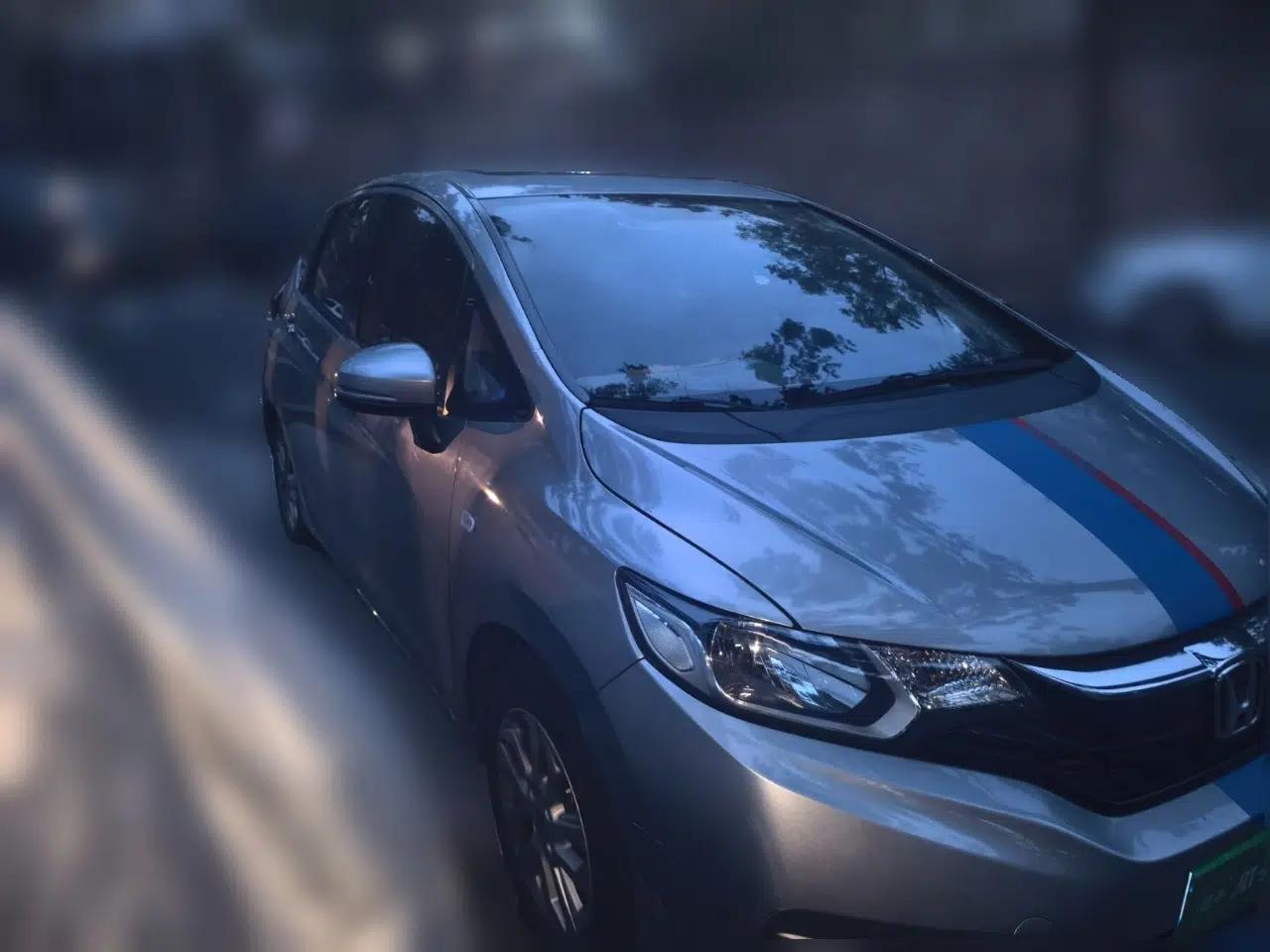 Honda Fit 2018 1.5L CVT Comfort Sunroof Version — миниатюра 3