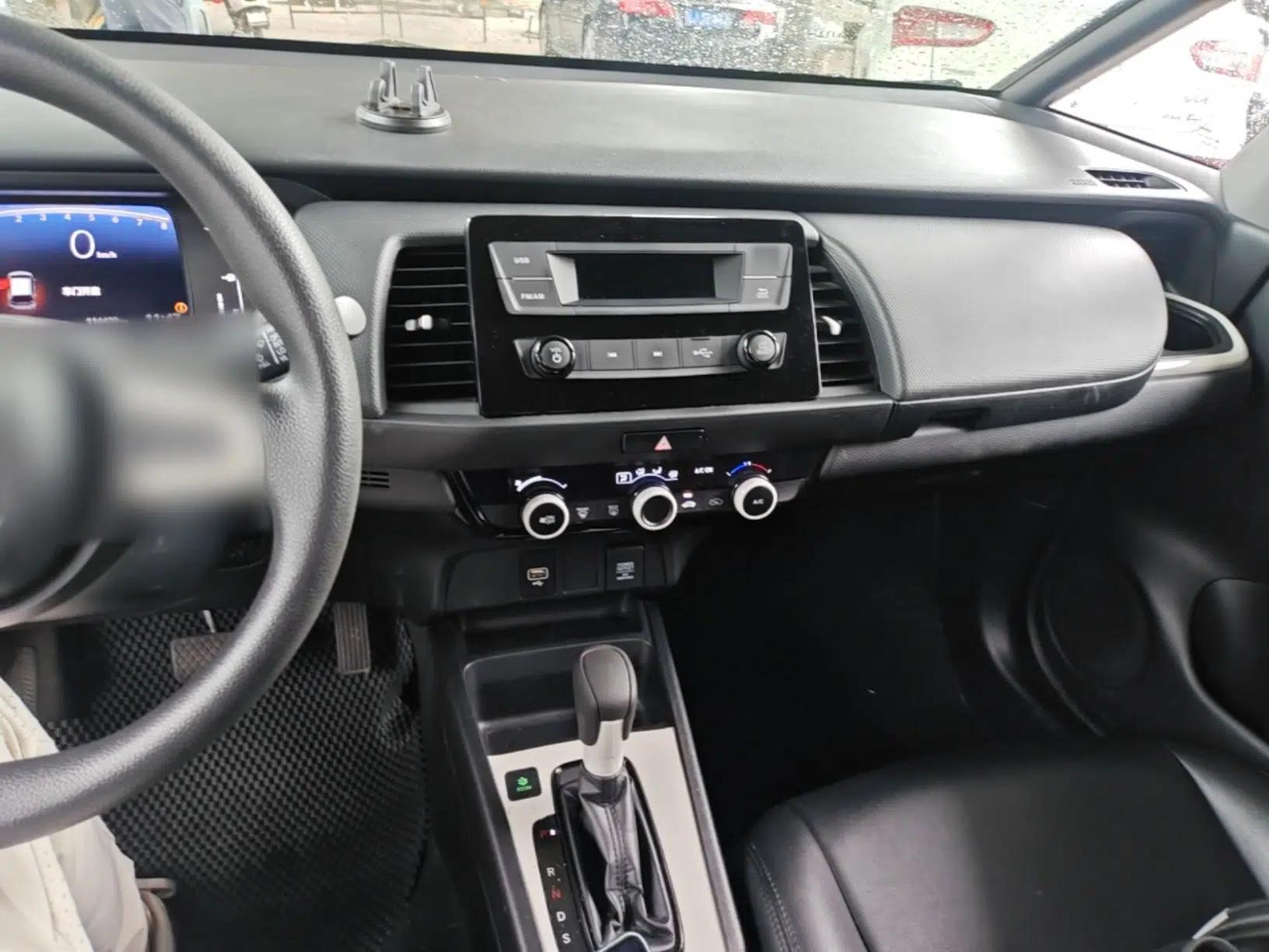 Honda Fit 2021 1.5L CVT Trend Edition — миниатюра 12