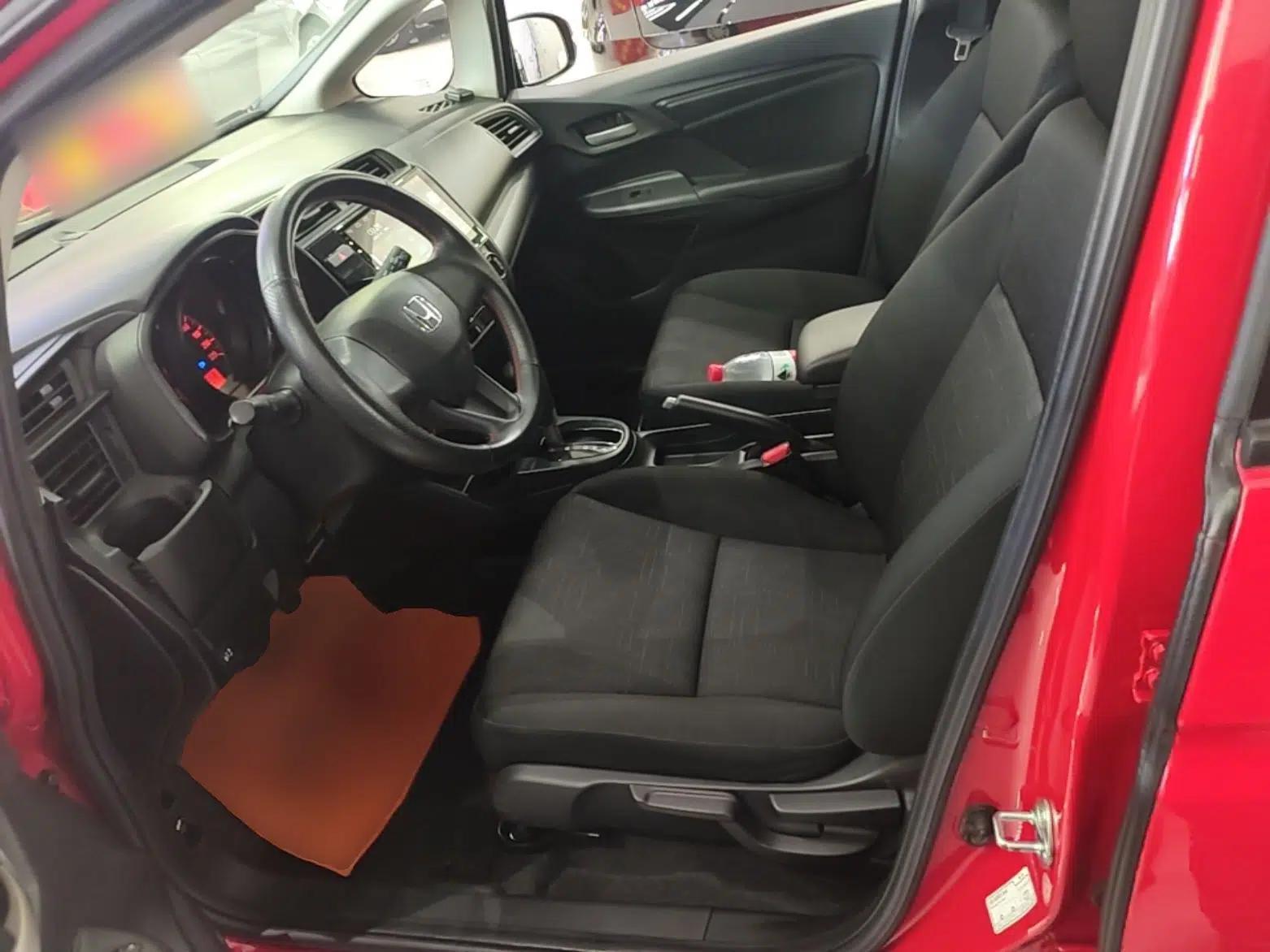 Honda Fit 2018 1.5L CVT Comfort Sunroof Version — миниатюра 17