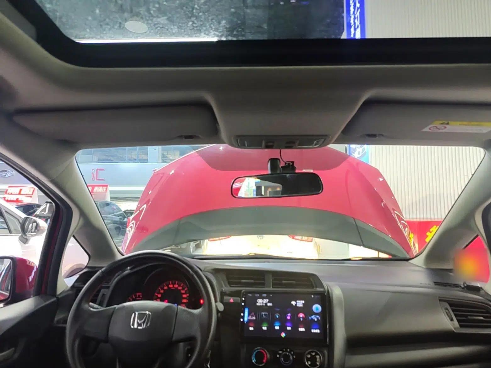 Honda Fit 2018 1.5L CVT Comfort Sunroof Version — миниатюра 21