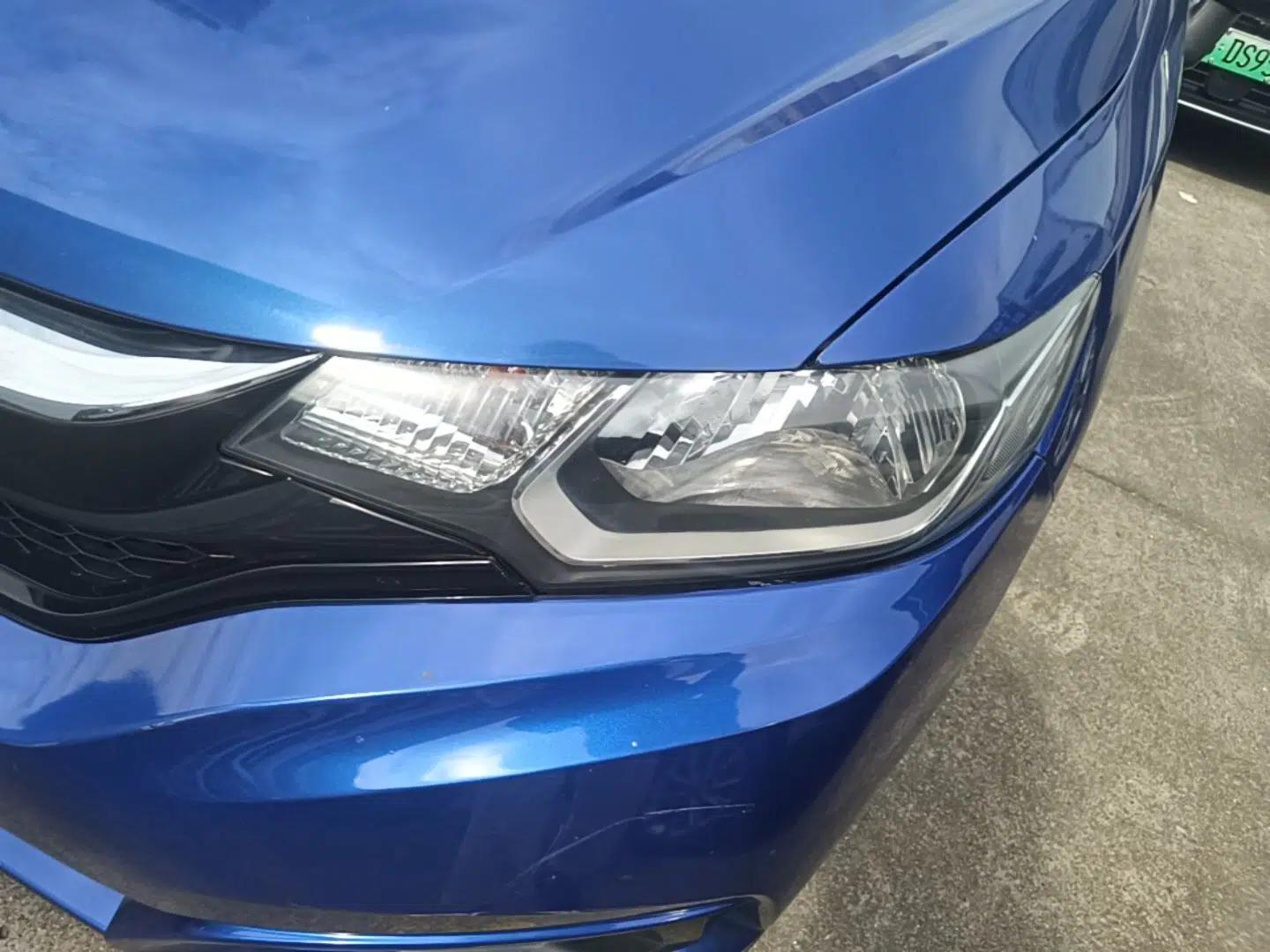 Honda Fit 2018 1.5L CVT Comfort Version — миниатюра 8