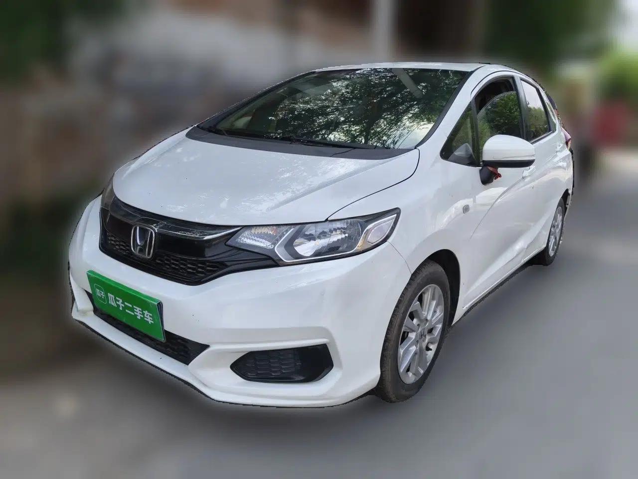 Honda Fit 2018 1.5L CVT Comfort Sunroof Version — миниатюра 1