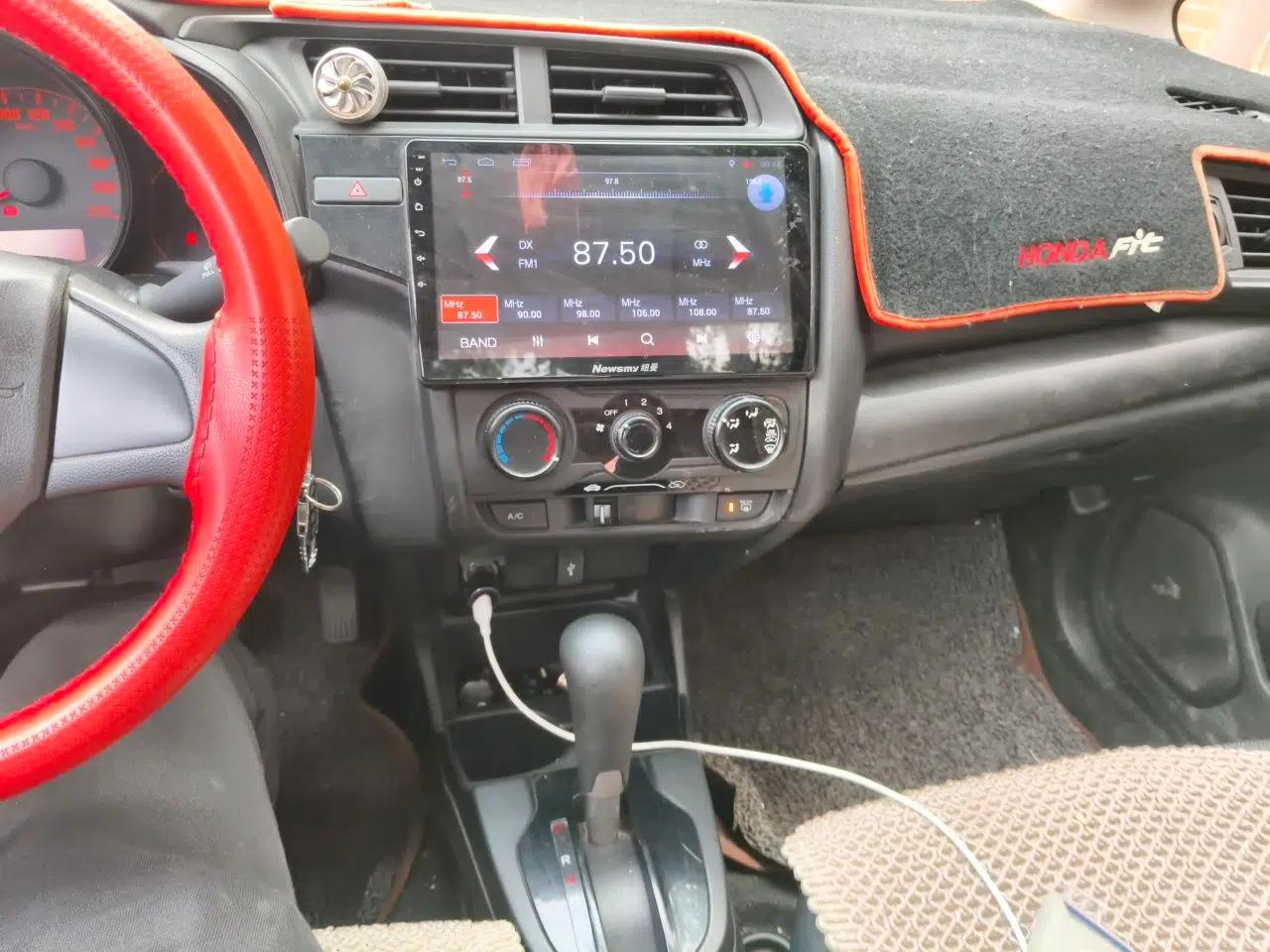 Honda Fit 2018 1.5L CVT Comfort Sunroof Version — миниатюра 13