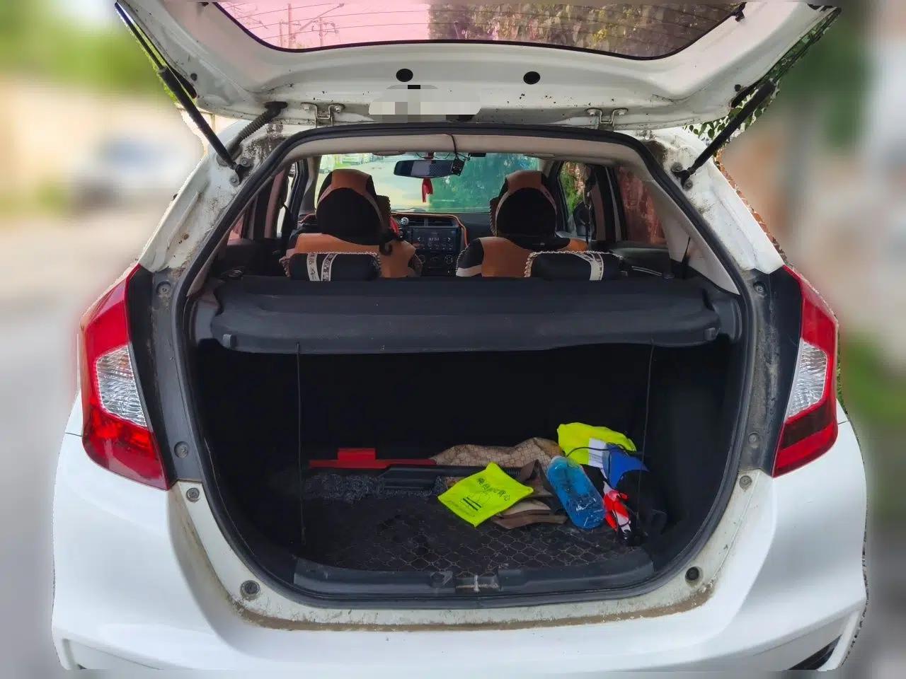 Honda Fit 2018 1.5L CVT Comfort Sunroof Version — миниатюра 19