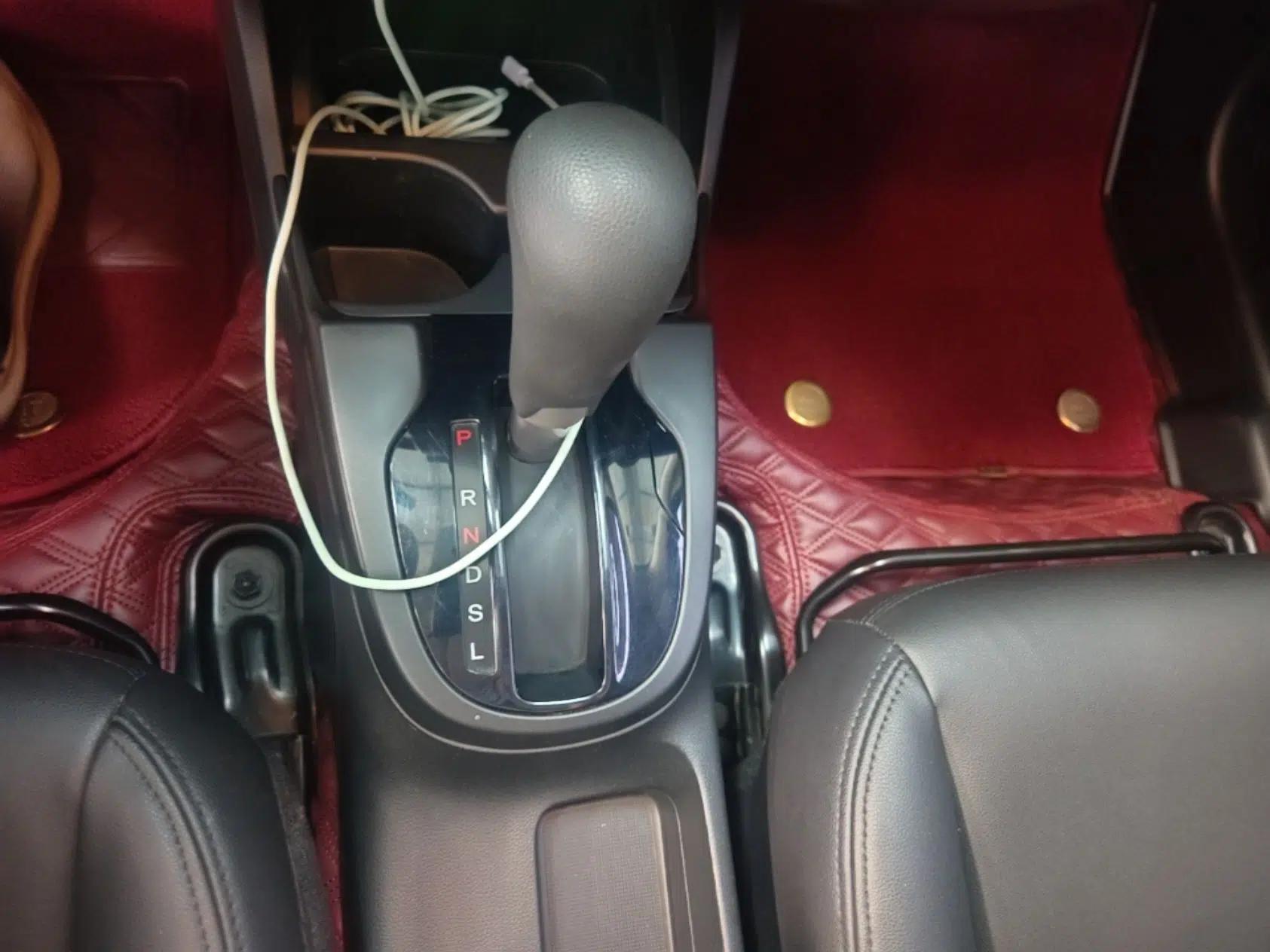 Honda Fit 2018 1.5L CVT Comfort Sunroof Version — миниатюра 16