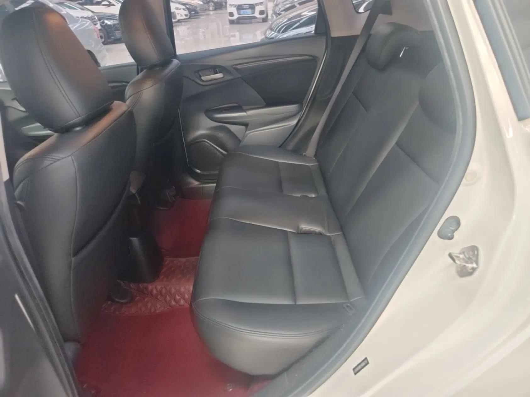 Honda Fit 2018 1.5L CVT Comfort Sunroof Version — миниатюра 20