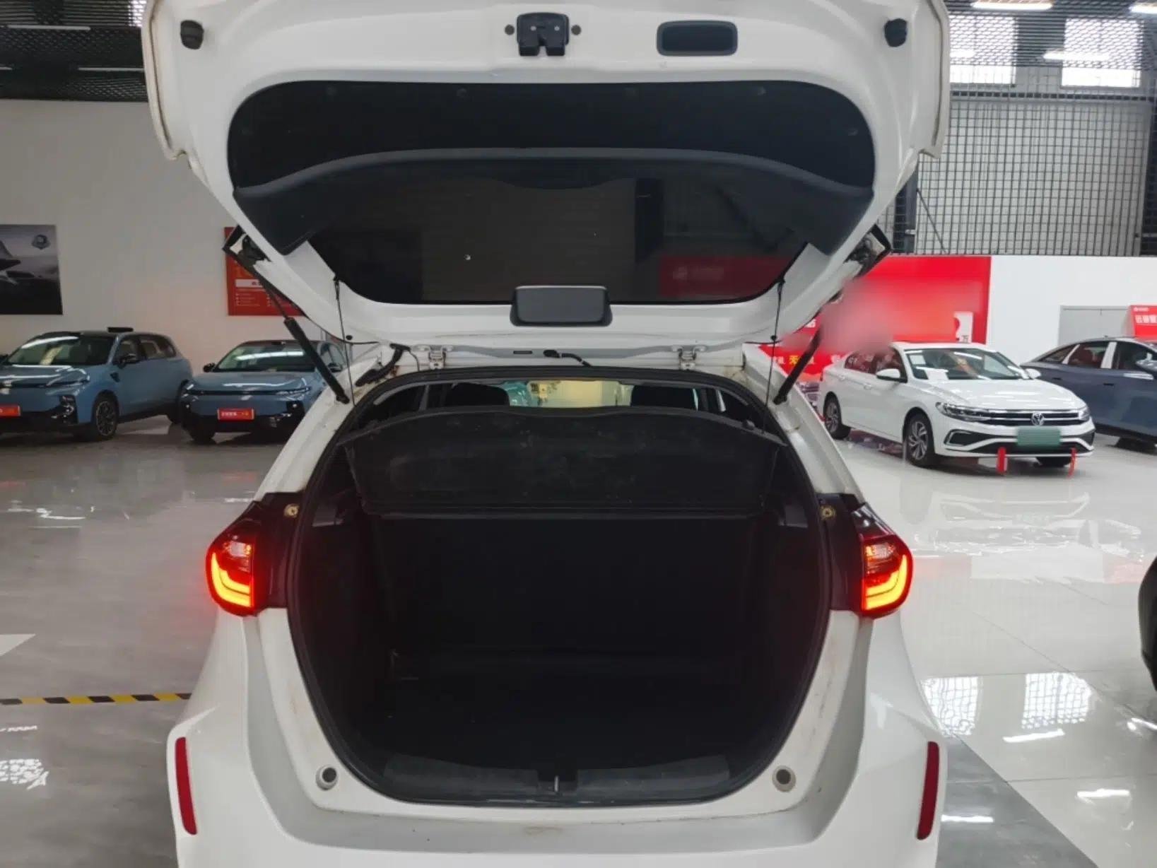 Honda Fit 2023 1.5L CVT Trend Edition — миниатюра 27