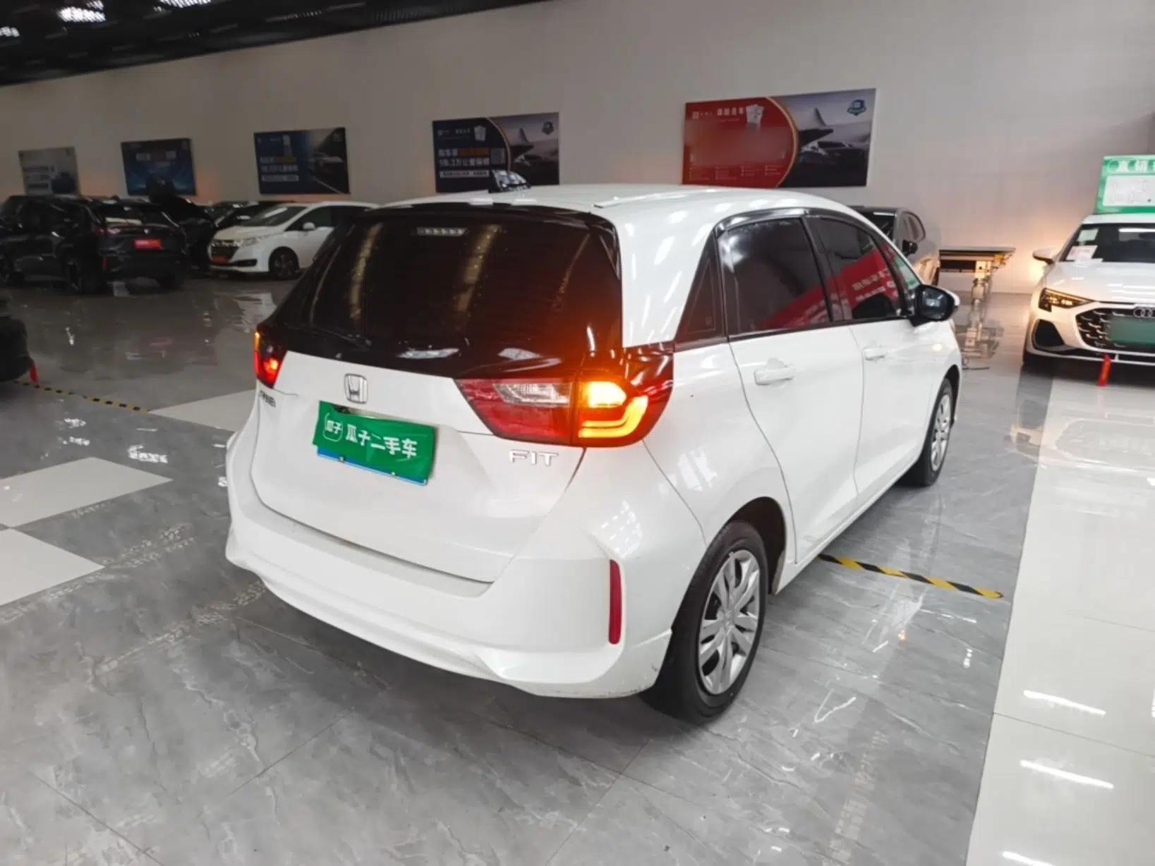 Honda Fit 2023 1.5L CVT Trend Edition — миниатюра 6