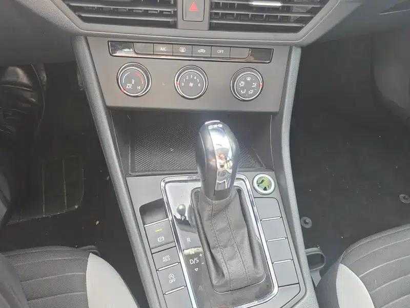 2024 Volkswagen Bora 200TSI DSG Comfort Edition — миниатюра 12