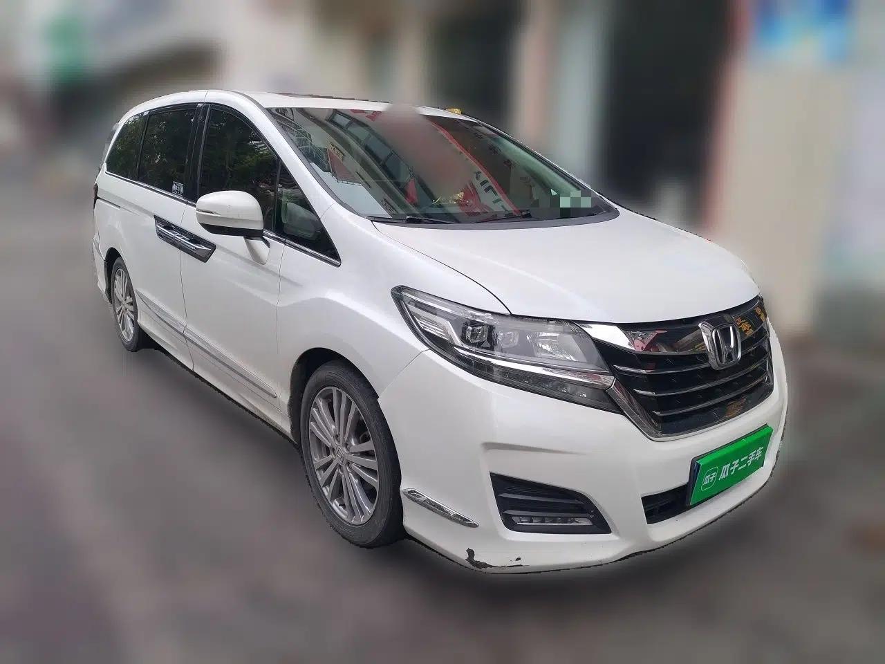 Honda Elysion 2016 2.4L Style Edition — миниатюра 3