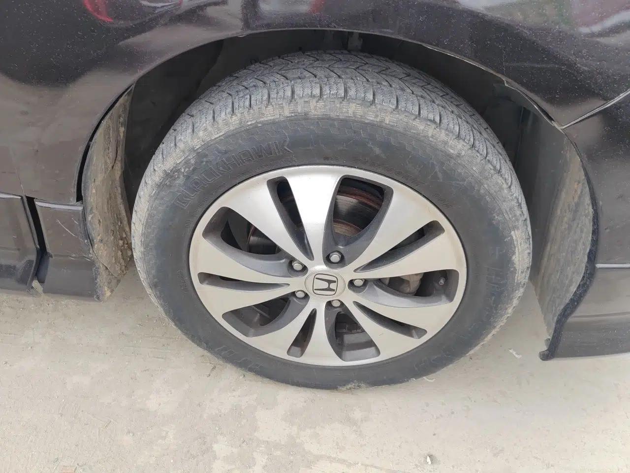 Honda Elysion 2012 2.4L VTi-S Prestige Edition — миниатюра 8
