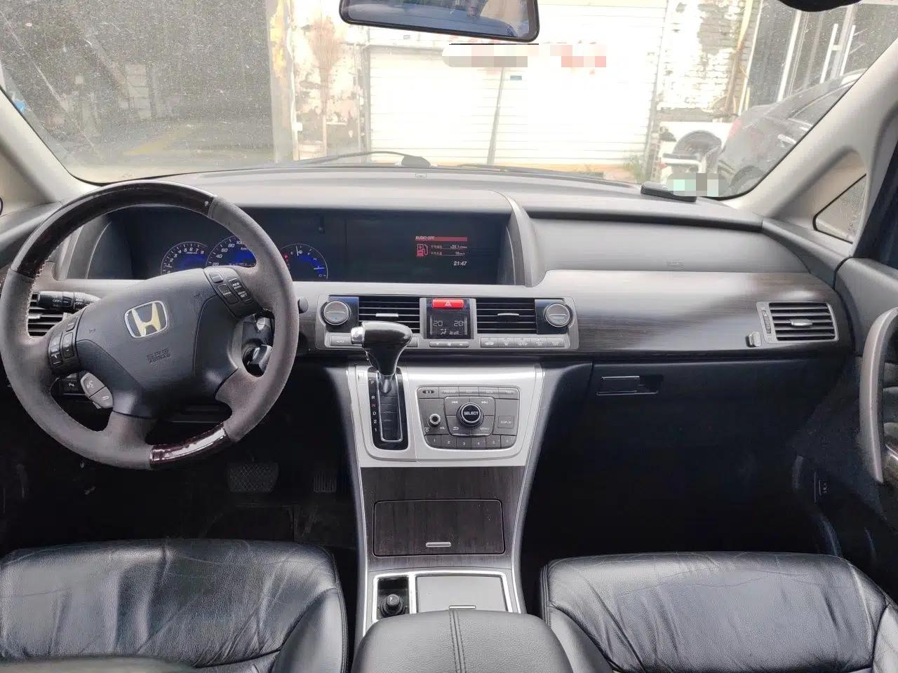 Honda Elysion 2012 2.4L VTi-S Prestige Edition — миниатюра 9