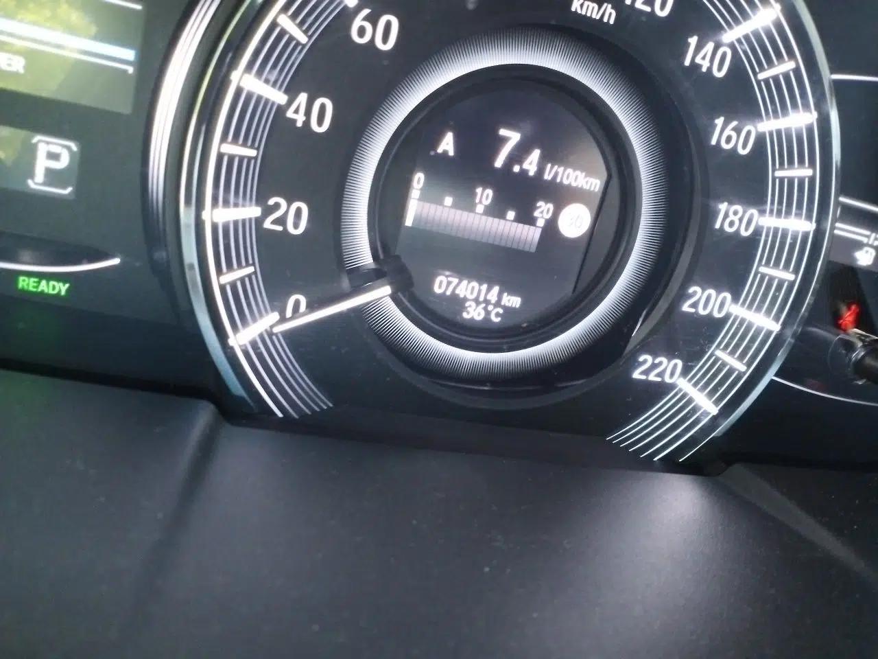 Honda Elysion 2019 2.0L Hybrid Luxury Edition — миниатюра 12